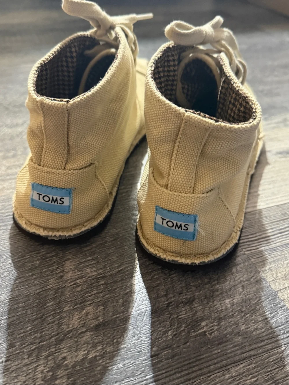 TOMS Beige Canvas Lace-Up Casual Shoes Men’s 9.5